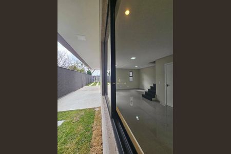 10_photo/94dcfc7e1d.7dc8830e50869d55-ATLAS-7dbc3c2a-1004-469b-a9cc-ae88328a4ed2.jpg de casa à venda com 3 quartos, 106m² em Pinheirinho, Curitiba