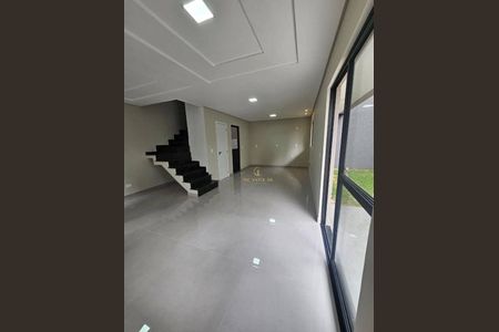 11_photo/94dcfc7e1d.7dc8830e50869d55-ATLAS-c1c2fcea-6ade-48fc-b32b-6c646a3f7c7b.jpg de casa à venda com 3 quartos, 106m² em Pinheirinho, Curitiba