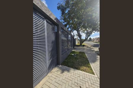 8_photo/94dcfc7e1d.f9c61e32d5313a39-ATLAS-b224b749-a978-4ac0-9c9b-cfd755b63f8a.jpg de casa à venda com 3 quartos, 110m² em Pinheirinho, Curitiba