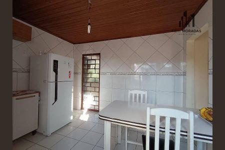 5_photo/94dcfc7ff1.f2c8c659ffa0a6bc-ATLAS-77c85a02-2aa5-4e17-98fc-ec1aa1747ad5.jpg de casa à venda com 4 quartos, 150m² em Pinheirinho, Curitiba