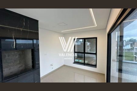 9_photo/94dcfc8035.8d34e335442cd209-ATLAS-22c9f6bb-892b-438a-9d3d-e6c2242b3196.jpg de casa à venda com 2 quartos, 129m² em Pinheirinho, Curitiba