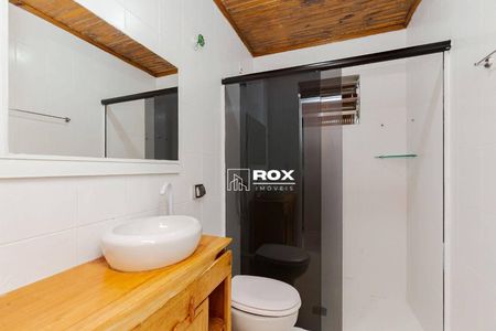 4_photo/94dcfc80a9.3e1b4b7d4b39a1bc-ATLAS-6ef3fea1-46cf-4801-a4bd-eec280f3f551.jpg de casa à venda com 3 quartos, 87m² em Pinheirinho, Curitiba