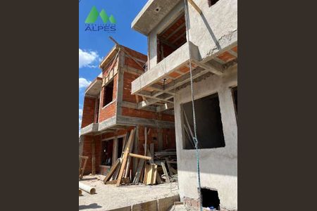 8_photo/94dcfc80af.e78a3bff2ad56a74-ATLAS-53e39440-1127-4e27-be9d-2d0f0ff93163.jpg de casa à venda com 3 quartos, 80m² em Pinheirinho, Curitiba