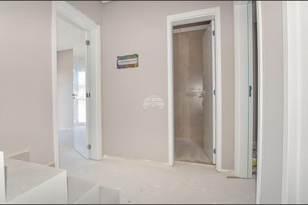 5_photo/94dcfc80c5.56f87905458f71eb-ATLAS-1cf752da-db46-4d38-b464-cb8be26cc891.jpg de casa à venda com 3 quartos, 111m² em Pinheirinho, Curitiba