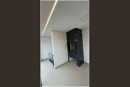 5_photo/94dcfc81c9.3714cccd63f8fe2d-ATLAS-9bad3073-e38e-4d0d-8c4b-f92af7fa7738.jpg de casa à venda com 3 quartos, 95m² em Pinheirinho, Curitiba