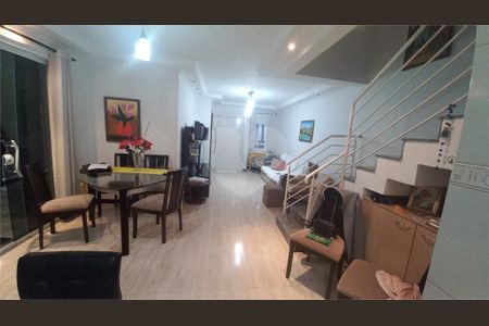 2_photo/94dcfc8299.8d9d2e8c4e07ca84-ATLAS-0d079042-e665-4682-9b88-bc065074bd71.jpg de casa à venda com 3 quartos, 164m² em Pinheirinho, Curitiba