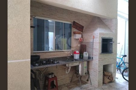 4_photo/94dcfc8299.8d9d2e8c4e07ca84-ATLAS-2cf75464-6c74-4a2d-a322-b8ef08ac752a.jpg de casa à venda com 3 quartos, 164m² em Pinheirinho, Curitiba