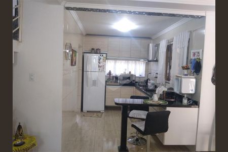 17_photo/94dcfc8299.8d9d2e8c4e07ca84-ATLAS-53a411d2-1fd1-43d9-b9c5-c39295c1f2a0.jpg de casa à venda com 3 quartos, 164m² em Pinheirinho, Curitiba