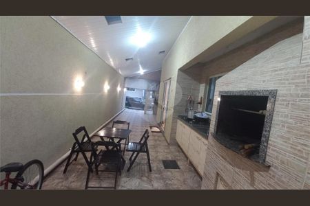 7_photo/94dcfc8299.8d9d2e8c4e07ca84-ATLAS-ce0ed3e5-b0e7-4104-afe0-dcdd00628523.jpg de casa à venda com 3 quartos, 164m² em Pinheirinho, Curitiba