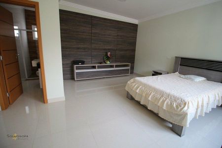 7_photo/94dcfc82bd.f7b46fd9919be053-ATLAS-5e3e0fd3-29ab-4574-b84b-d01ca9737d4d.jpg de casa à venda com 4 quartos, 242m² em Pinheirinho, Curitiba