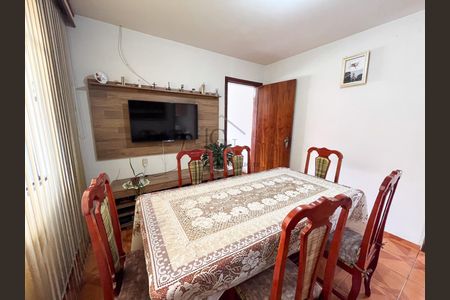 8_photo/94dcfc8427.4bd2615f33144f40-ATLAS-9a5574a5-a38f-488a-a9b2-8554bc65c0bc.jpg de casa à venda com 3 quartos, 100m² em Pinheirinho, Curitiba