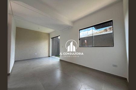 4_photo/94dcfc84cb.3fd429a0367988f3-ATLAS-6e6b3813-c71f-468f-a399-2d9edc9ba6ff.jpg de casa à venda com 3 quartos, 75m² em Pinheirinho, Curitiba
