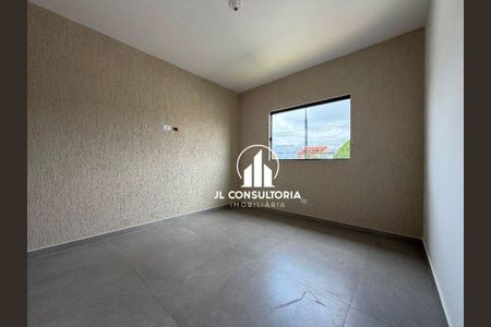 12_photo/94dcfc84cb.3fd429a0367988f3-ATLAS-b01202df-97d9-4c0a-970a-e19a515a5a7a.jpg de casa à venda com 3 quartos, 75m² em Pinheirinho, Curitiba