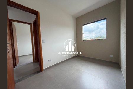 8_photo/94dcfc84cb.3fd429a0367988f3-ATLAS-c240bde0-cc2f-412f-9c64-db05661b7ffb.jpg de casa à venda com 3 quartos, 75m² em Pinheirinho, Curitiba