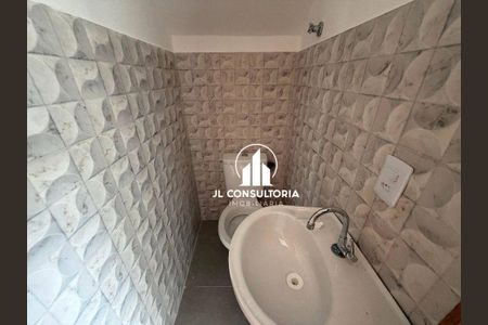9_photo/94dcfc84cb.7bffc65aaa54ebfc-ATLAS-606af249-4fd3-42d2-8084-dd903fe87a43.jpg de casa à venda com 3 quartos, 75m² em Pinheirinho, Curitiba