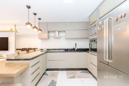 31_photo/94dcfc84ef.da45cb1100c6500e-ATLAS-47f6bab2-a8f2-4ebe-b6d3-4bf57f2d5e49.jpg de casa à venda com 3 quartos, 180m² em Pinheirinho, Curitiba