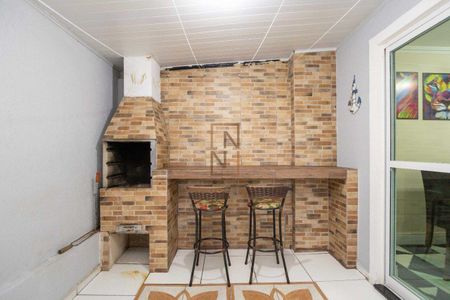 2_photo/94dcfc858b.d60a060331195430-ATLAS-a8177dfc-09d1-42d1-a7c4-9b43cd8b28ff.jpg de casa à venda com 3 quartos, 114m² em Pinheirinho, Curitiba