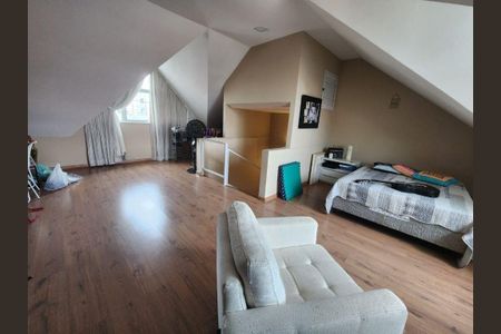 11_photo/94dcfc858b.f004b3811d646080-ATLAS-61b4132a-7961-4c29-878d-68137d0dc40d.jpg de casa à venda com 3 quartos, 110m² em Pinheirinho, Curitiba