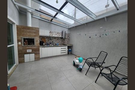 4_photo/94dcfc858b.f004b3811d646080-ATLAS-86666db8-dcce-44ee-b746-5d3fcbdbf12f.jpg de casa à venda com 3 quartos, 110m² em Pinheirinho, Curitiba