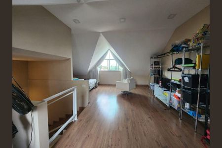 11_photo/94dcfc858b.f004b3811d646080-ATLAS-c775c093-2f9d-429f-b344-d2672d3a1eaf.jpg de casa à venda com 3 quartos, 110m² em Pinheirinho, Curitiba