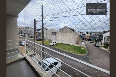 7_photo/94dcfc858b.f0e1fa58fd85504b-ATLAS-203420d0-b0a2-46cf-8d0c-298154ecaa6a.jpg de casa à venda com 3 quartos, 110m² em Pinheirinho, Curitiba