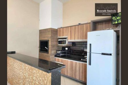 11_photo/94dcfc858b.f0e1fa58fd85504b-ATLAS-a55ef19e-5e38-454f-a8d7-ca53e18ebb7a.jpg de casa à venda com 3 quartos, 110m² em Pinheirinho, Curitiba