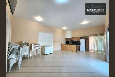 1_photo/94dcfc858b.f0e1fa58fd85504b-ATLAS-e4c73cb8-f0bb-4b14-b34d-213f6670f167.jpg de casa à venda com 3 quartos, 110m² em Pinheirinho, Curitiba