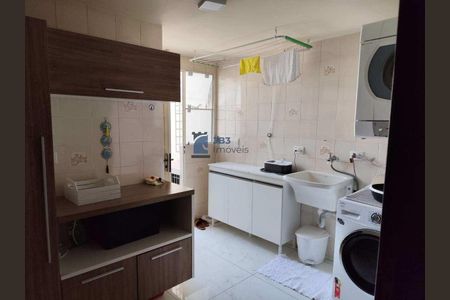 5_photo/94dcfc85a3.61df383ebc62b81a-ATLAS-603daf00-d3fb-4ffe-ac51-83d94d43980f.jpg de casa à venda com 3 quartos, 103m² em Pinheirinho, Curitiba