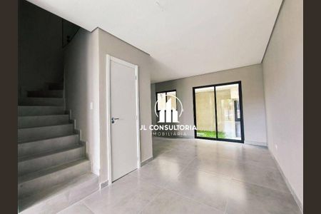 4_photo/94dcfc85b7.76a63778f92d48c5-ATLAS-d30dbd45-9927-4f98-a66e-3a0d43535c04.jpg de casa à venda com 3 quartos, 136m² em Pinheirinho, Curitiba