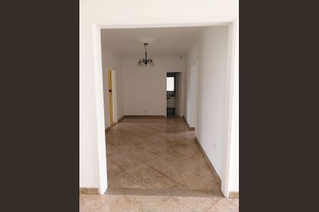 6_photo/94dcfc85b7.7954feb32d1ae247-ATLAS-1f588e08-cb75-44ec-a54c-eaf6d5e29111.jpg de casa à venda com 3 quartos, 207m² em Pinheirinho, Curitiba