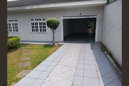 2_photo/94dcfc85b7.7954feb32d1ae247-ATLAS-8ac77bd2-2c26-4599-8a7f-acedba1b22de.jpg de casa à venda com 3 quartos, 207m² em Pinheirinho, Curitiba