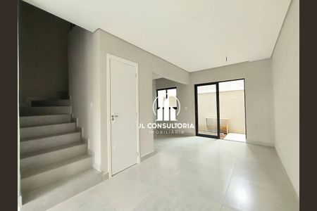 5_photo/94dcfc85c7.49e5f4e107e90c19-ATLAS-4a839796-5e8b-46f1-b83d-bf2868603089.jpg de casa à venda com 3 quartos, 79m² em Pinheirinho, Curitiba