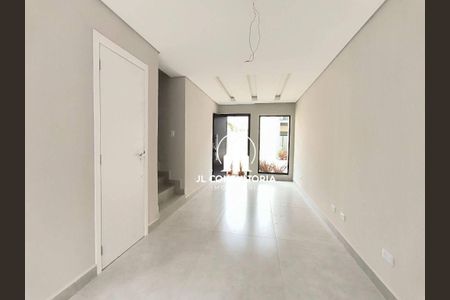 4_photo/94dcfc85c7.49e5f4e107e90c19-ATLAS-bb8324fd-d3f1-4327-8351-a12c024f4517.jpg de casa à venda com 3 quartos, 79m² em Pinheirinho, Curitiba