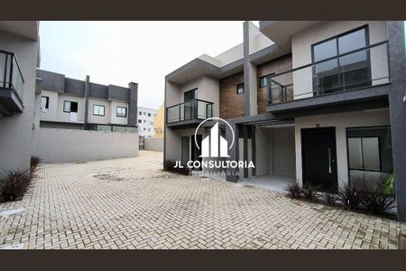 1_photo/94dcfc85c7.e2b3c2263ec7f741-ATLAS-dc99051b-ad76-451d-b054-2fbe8a6faa96.jpg de casa à venda com 2 quartos, 73m² em Pinheirinho, Curitiba