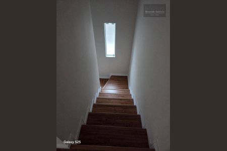 4_photo/94dcfc8661.d66c675319e0dbbb-ATLAS-be0b9f0b-7f95-4e4a-9a20-8b5ce2752c3a.jpg de casa à venda com 3 quartos, 79m² em Pinheirinho, Curitiba