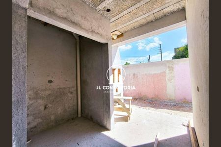 6_photo/94dcfc8699.4eb40edb5c082e87-ATLAS-2a7a1e2b-09d4-4811-be5c-165ea5e28a1d.jpg de casa à venda com 3 quartos, 88m² em Pinheirinho, Curitiba