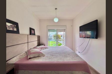 7_photo/94dcfc8699.958ab4e2955fd321-ATLAS-c001f946-b94d-4d03-bca4-135b6f2fce67.jpg de casa à venda com 3 quartos, 143m² em Pinheirinho, Curitiba