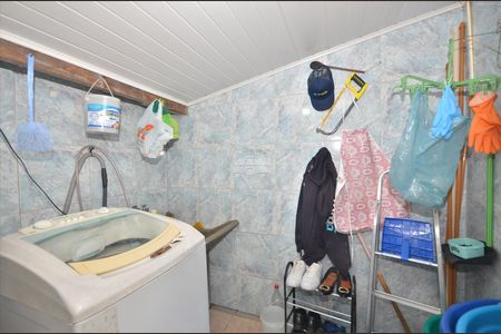 10_photo/94dcfc86cb.719fbdc320448c84-ATLAS-23124723-4001-4b2d-af14-9ffbbe2dbfbb.jpg de casa à venda com 4 quartos, 200m² em Pinheirinho, Curitiba