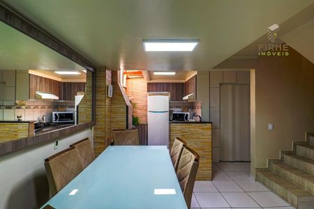 3_photo/94dcfc87b9.1836dca02676c765-ATLAS-447b9e6d-7151-42e8-9aa2-3970b2b51b4d.jpg de casa à venda com 3 quartos, 96m² em Pinheirinho, Curitiba