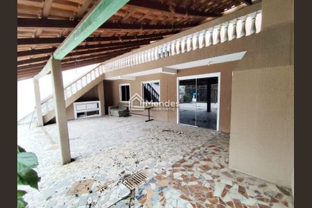 1_photo/94dcfc9037.e6f02a1e96aef2b1-ATLAS-0a9a67b2-1cdb-41ca-9e76-5f7682fe7db2.jpg de casa à venda com 4 quartos, 150m² em Pinheirinho, Curitiba