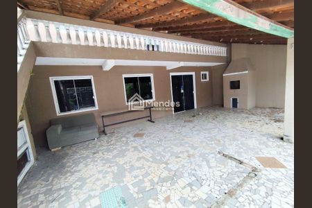 17_photo/94dcfc9037.e6f02a1e96aef2b1-ATLAS-950b4cdf-3a5d-4cce-aef4-a5daf6083f1b.jpg de casa à venda com 4 quartos, 150m² em Pinheirinho, Curitiba