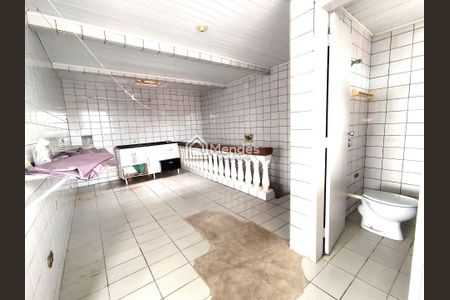 14_photo/94dcfc9037.e6f02a1e96aef2b1-ATLAS-b53e1004-b3c6-4eb7-9056-30531c63066c.jpg de casa à venda com 4 quartos, 150m² em Pinheirinho, Curitiba