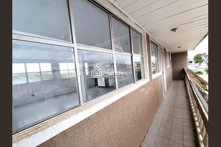 11_photo/94dcfc9037.e6f02a1e96aef2b1-ATLAS-d6f28e41-6864-4414-a2f9-61f61999ed9d.jpg de casa à venda com 4 quartos, 150m² em Pinheirinho, Curitiba