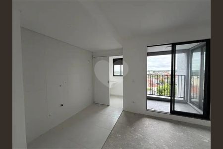 10_photo/94dcfc90e3.675e74f429aebae8-ATLAS-c84f72ec-1c15-4e4d-bbc5-d3b6458c2811.jpg de apartamento à venda com 2 quartos, 84m² em Pinheirinho, Curitiba