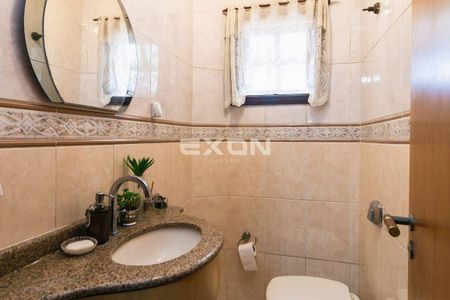 16_photo/94dcfc938b.178241b91399e1ed-ATLAS-bb7a6ff4-a655-45cf-847d-38cc3e55bbd1.jpg de casa à venda com 3 quartos, 337m² em Pinheirinho, Curitiba