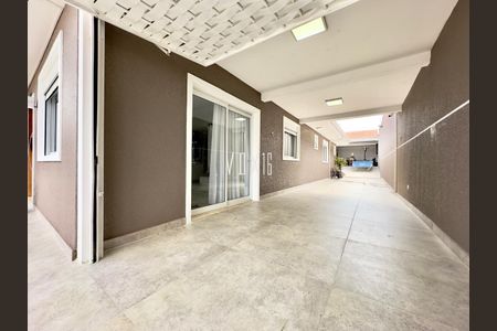 11_photo/94dcfc93ef.ebbd8bc3dc39b939-ATLAS-3a6a684e-f50e-4975-b2a0-b2f3e88fa831.jpg de casa à venda com 3 quartos, 250m² em Pinheirinho, Curitiba