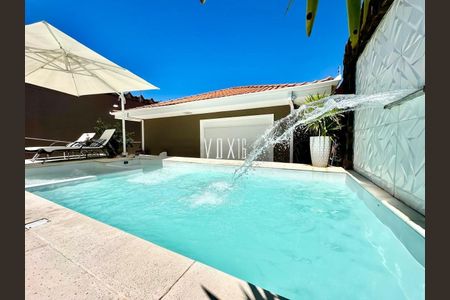 9_photo/94dcfc93ef.ebbd8bc3dc39b939-ATLAS-c364a11c-d1e4-4a59-b857-650cff848609.jpg de casa à venda com 3 quartos, 250m² em Pinheirinho, Curitiba