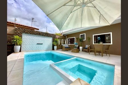 12_photo/94dcfc93ef.ebbd8bc3dc39b939-ATLAS-eee98b08-917c-4c43-9012-cfd6afce3c5b.jpg de casa à venda com 3 quartos, 250m² em Pinheirinho, Curitiba