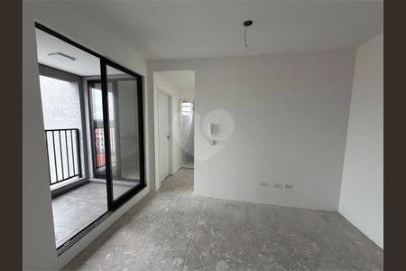 6_photo/94dcfc9447.65a5c6c23ae0fb49-ATLAS-2db93156-07a4-435d-af83-9db9a5aa5da5.jpg de apartamento à venda com 2 quartos, 42m² em Pinheirinho, Curitiba