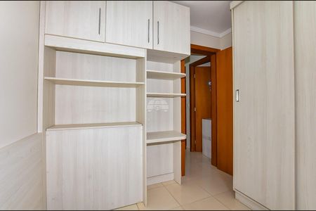 19_photo/94dcfc945b.e2c1f89e253f70ec-ATLAS-049192bb-a0bb-4cc4-9101-d0f6901811b1.jpg de apartamento à venda com 3 quartos, 57m² em Pinheirinho, Curitiba